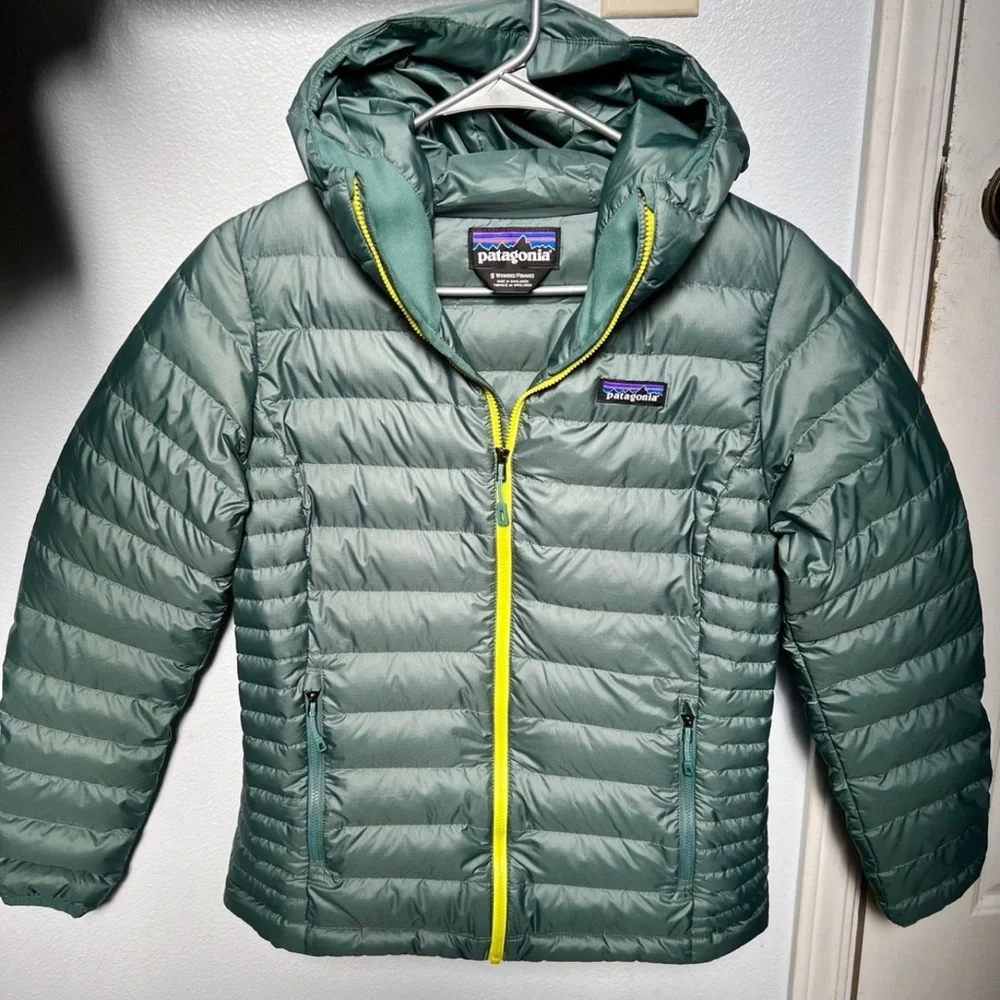 Patagonia down sweater hoody - Picture 3 of 13